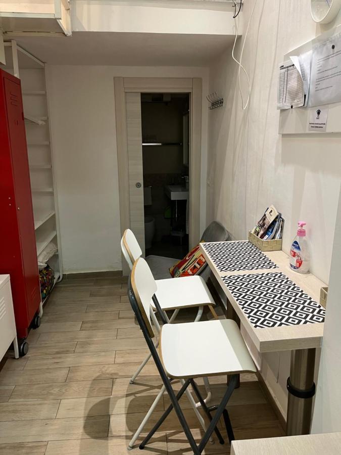La Casina Di Lia In Via Dei Tribunali Napoli Dış mekan fotoğraf